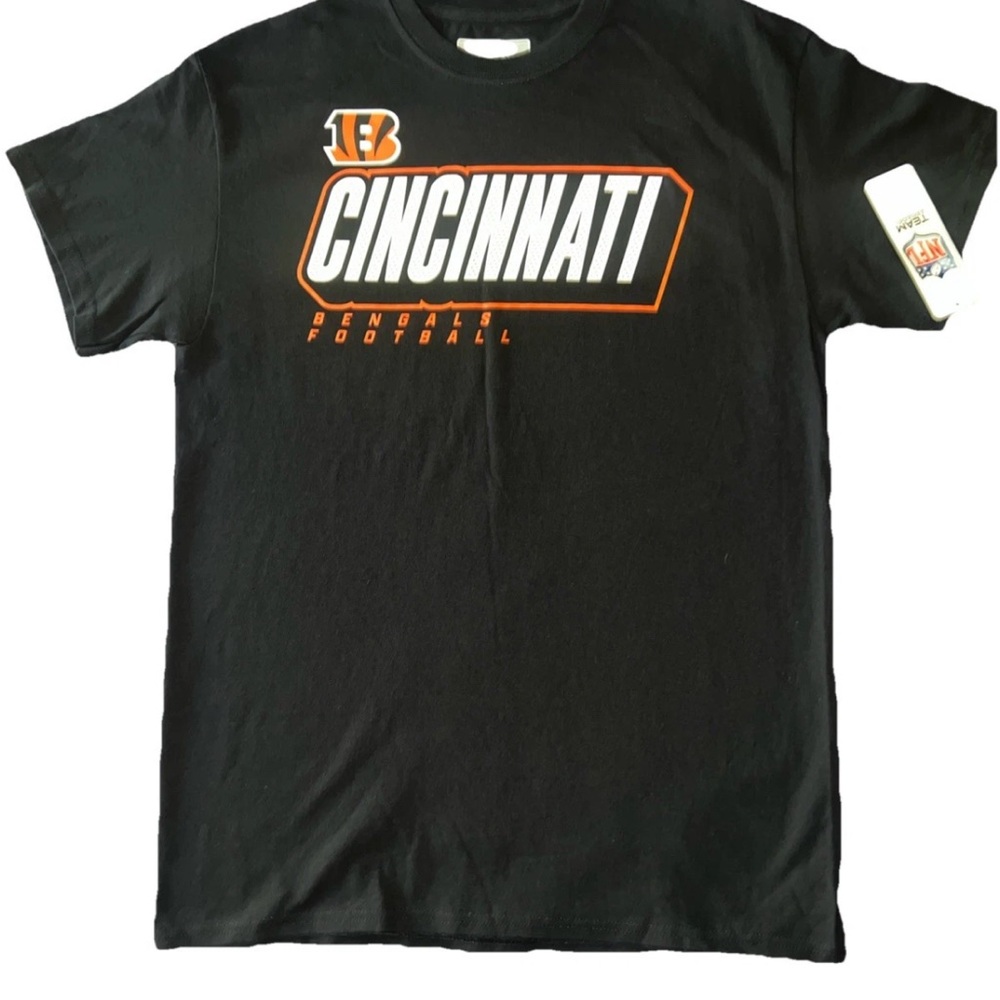 Cincinnati Bengals NFL team apparel T-shirt men’s size medium NWT
